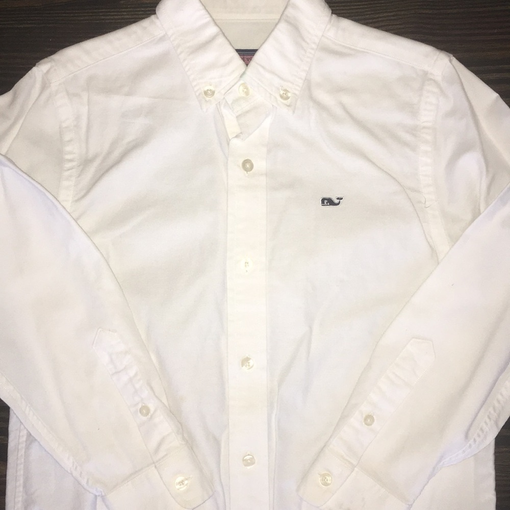 Vineyard vines white button down